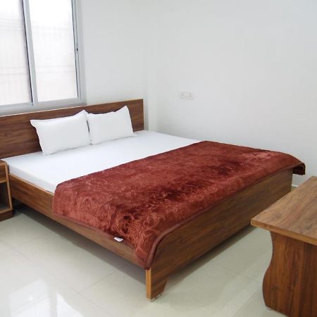 Lotus Paying Guest House พาราณสี ภายนอก รูปภาพ