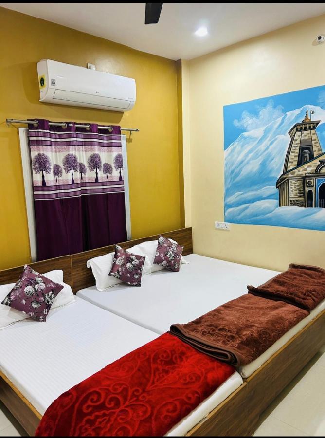 Lotus Paying Guest House พาราณสี ภายนอก รูปภาพ